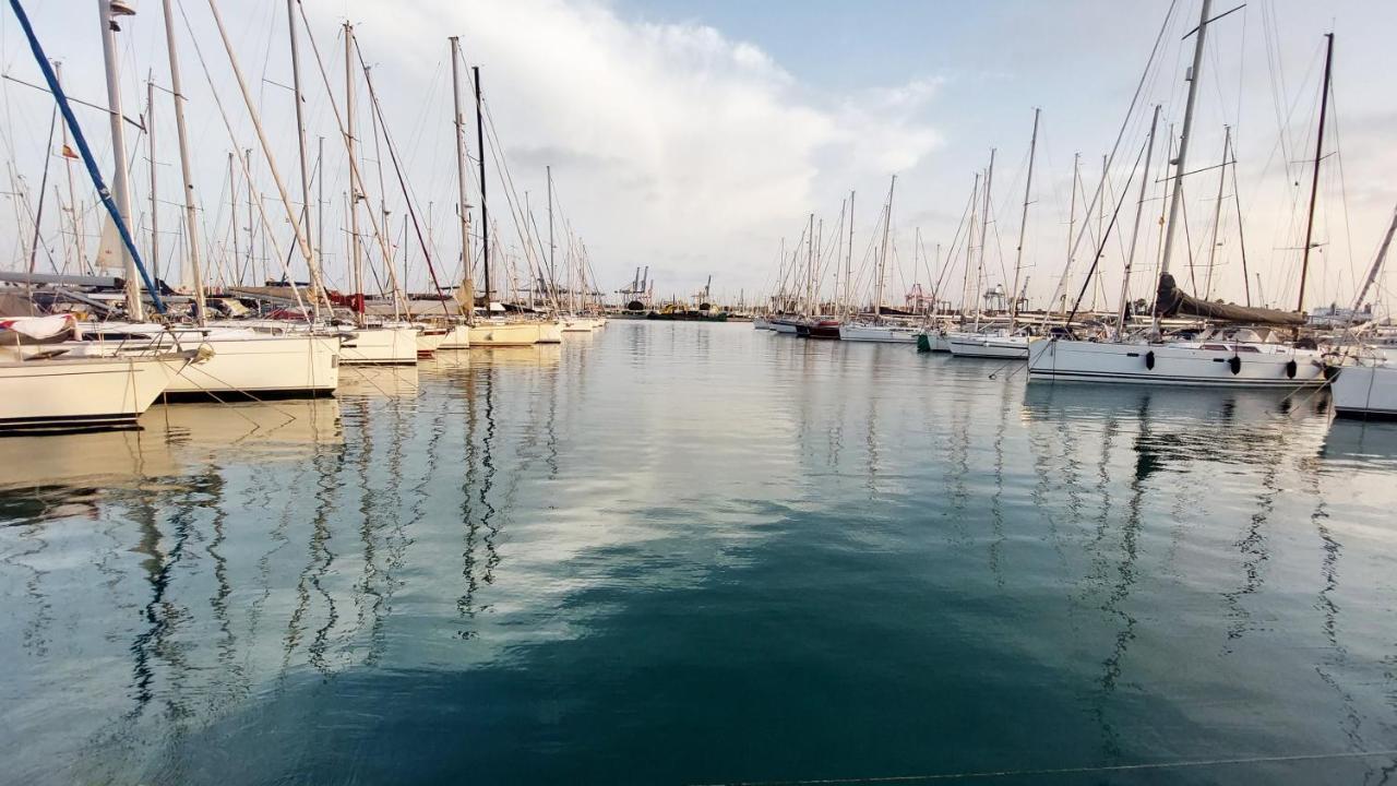 Autentico Velero En Valencia Exterior foto